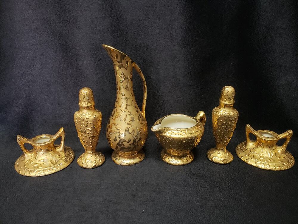 Dixon Art Studios 22 Kt. Weeping Bright Gold Table Decor Candle Holder Shaker +